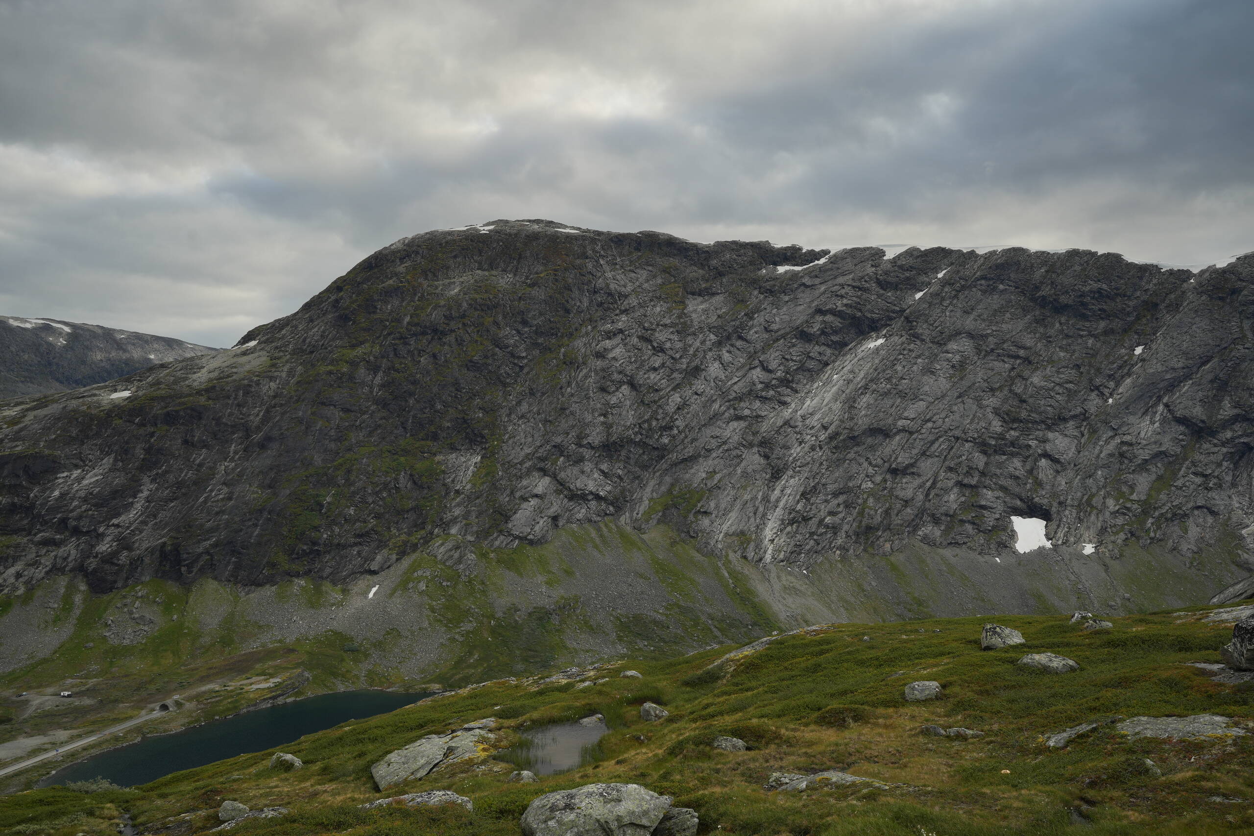 An image of Trollstigen start tunnel 2.